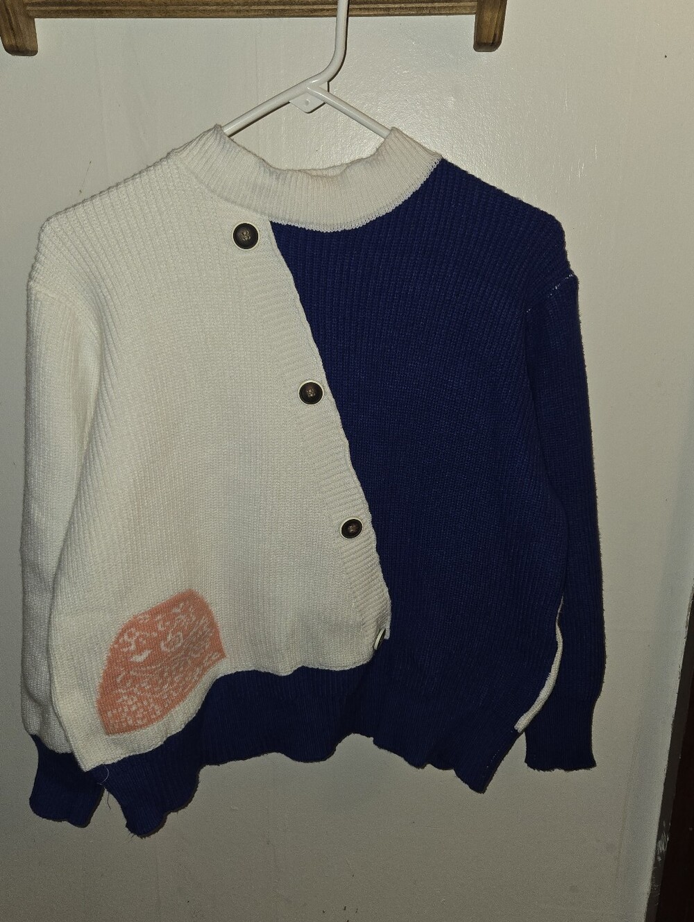 Sweater Pretty Design - Picture 4 of 5